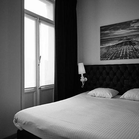 Hotel Le Parisien Ostenda Esterno foto